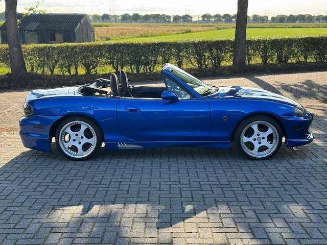 Mazda mx-5 1.6i exclusive x-144-ff - afbeelding 5 van  18