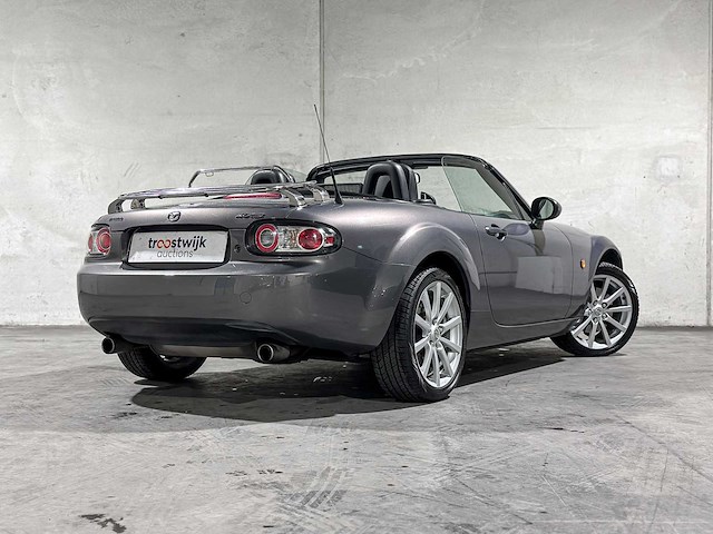 Mazda mx-5 2.0 s-vt touring 160pk 2006, jh-652-t youngtimer - afbeelding 2 van  34