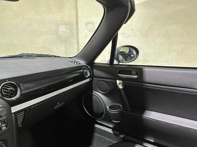 Mazda mx-5 2.0 s-vt touring 160pk 2006, jh-652-t youngtimer - afbeelding 20 van  34