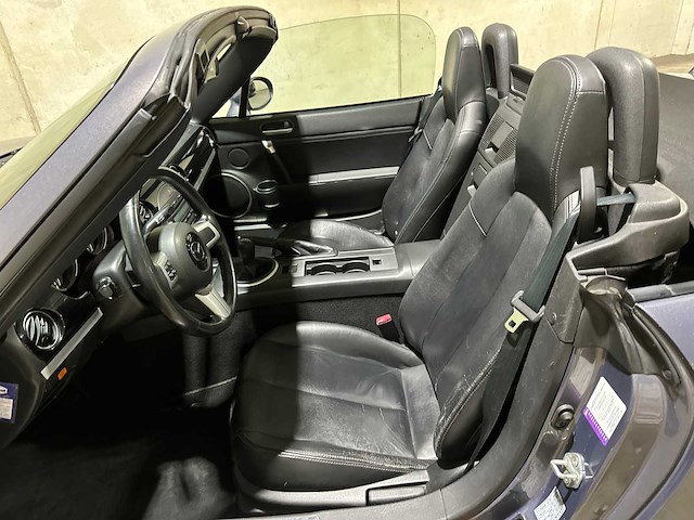 Mazda mx-5 2.0 s-vt touring 160pk 2006, jh-652-t youngtimer - afbeelding 22 van  34