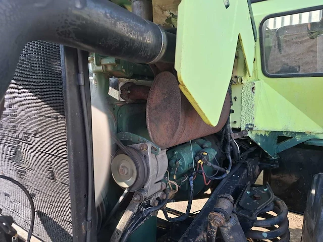 Mb - 1986 - trac 800 - vierwielaangedreven landbouwtractor - afbeelding 5 van  9