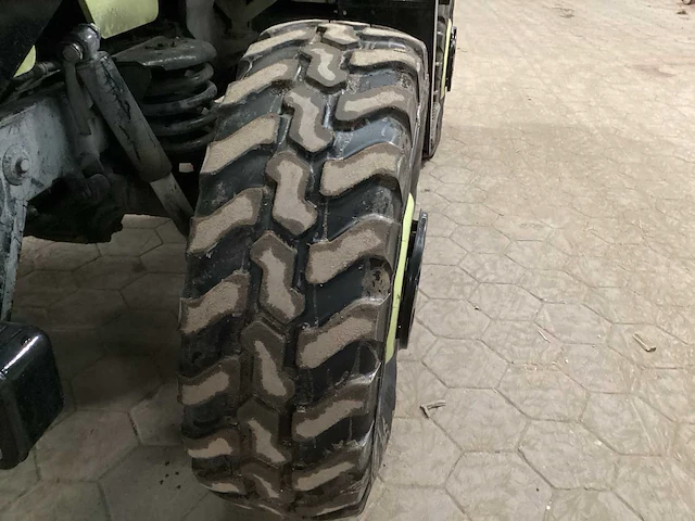 Mb trac 800/ 440/2 vierwielaangedreven landbouwtractor - afbeelding 9 van  28