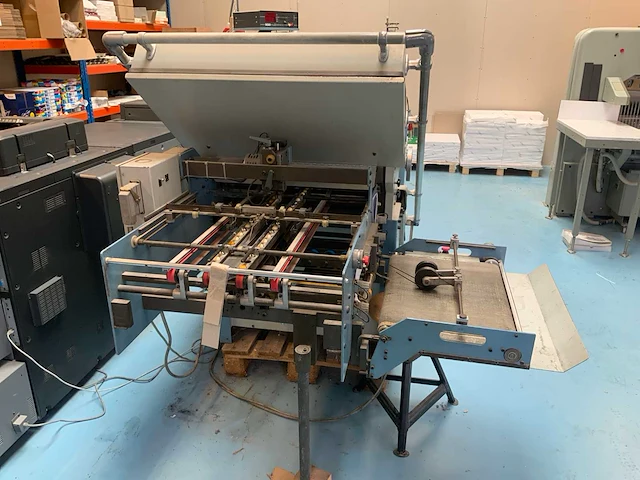 Mbo t49/4 x tassenvouwmachine - afbeelding 9 van  10