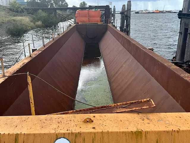 Mc 22 - barge - afbeelding 25 van  28