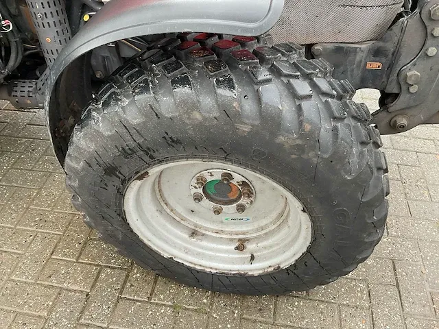 Mc cormick f95 vierwielaangedreven landbouwtractor - afbeelding 8 van  40