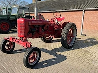 Mc cormick international super sfc oldtimer tractor - afbeelding 5 van  11