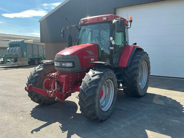 Mc cormick mc 95 vierwielaangedreven landbouwtractor - afbeelding 1 van  32