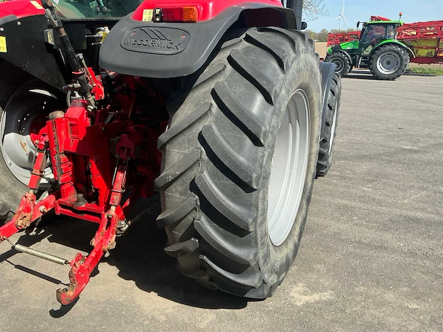 Mc cormick mc 95 vierwielaangedreven landbouwtractor - afbeelding 14 van  32