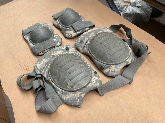 Mc guire-nicholas knee and elbow pad set - afbeelding 1 van  4