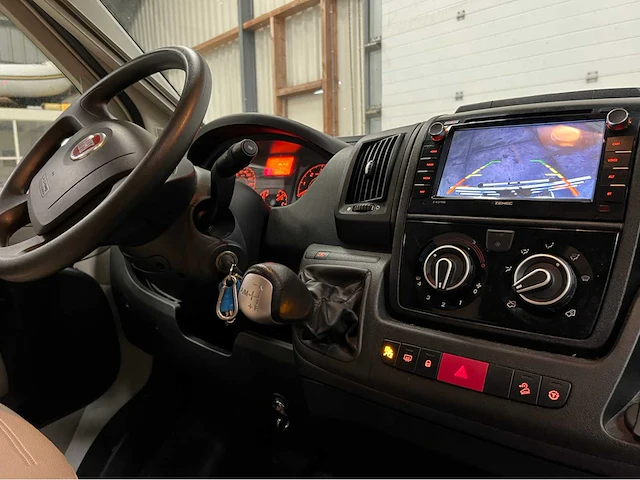 Mc louis - carat 381 - sovereign - automaat -camper - 2019 - afbeelding 37 van  50