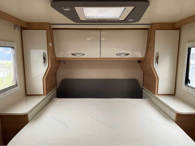 Mc louis - carat 381 - sovereign - camper - 2019 - afbeelding 8 van  50