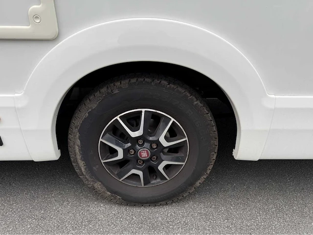 Mc louis - carat 381 - sovereign - camper - 2019 - afbeelding 32 van  50