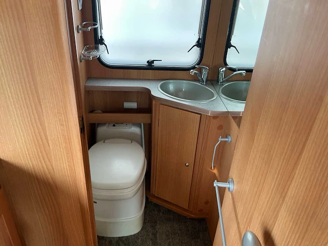Mc louis fiat ducato camper 130 multijet - afbeelding 40 van  59