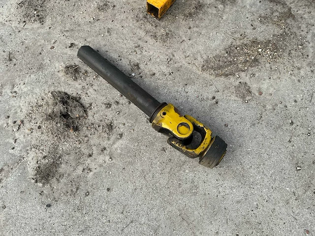 Mcconnel pa35 armmaaier met jj dabekausen maaiunit - afbeelding 17 van  31