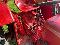 Mccormick d-432 oldtimer tractor - afbeelding 7 van  25