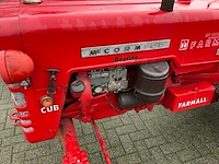 Mccormick d-436 oldtimer tractor - afbeelding 2 van  17