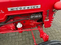 Mccormick d-436 oldtimer tractor - afbeelding 3 van  17