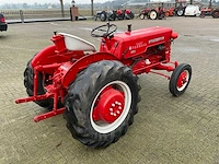 Mccormick d-436 oldtimer tractor - afbeelding 13 van  17