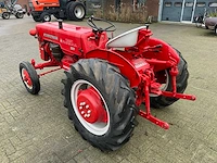 Mccormick d-436 oldtimer tractor - afbeelding 15 van  17