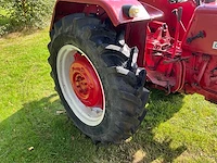 Mccormick d-439 oldtimer tractor - afbeelding 15 van  25