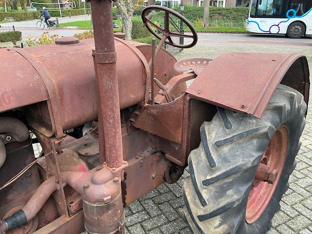 Mccormick deering w30 oldtimer tractor - afbeelding 3 van  20