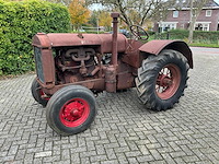 Mccormick deering w30 oldtimer tractor