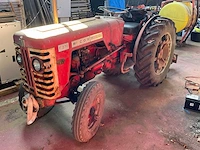 Mccormick f-270 oldtimer tractor