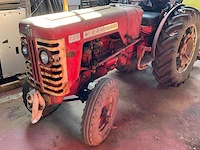 Mccormick f-270 oldtimer tractor - afbeelding 12 van  19