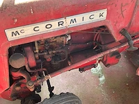 Mccormick f-270 oldtimer tractor - afbeelding 14 van  19