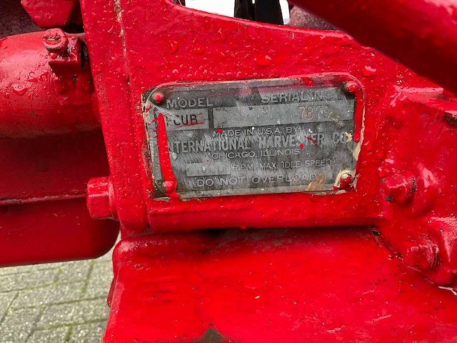 Mccormick fcub oldtimer tractor - afbeelding 10 van  18