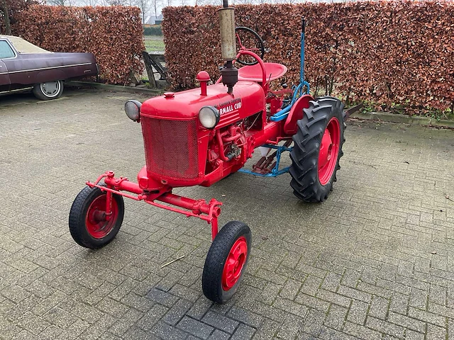 Mccormick fcub oldtimer tractor - afbeelding 1 van  18