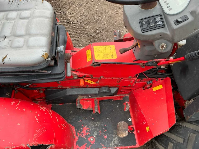 Mccormick g30r minitractor - afbeelding 8 van  18