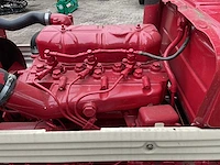 Mccormick international 353 oldtimer tractor - afbeelding 2 van  13