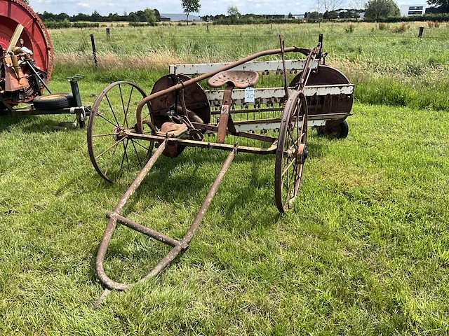 Mccormick international grashark - afbeelding 1 van  7