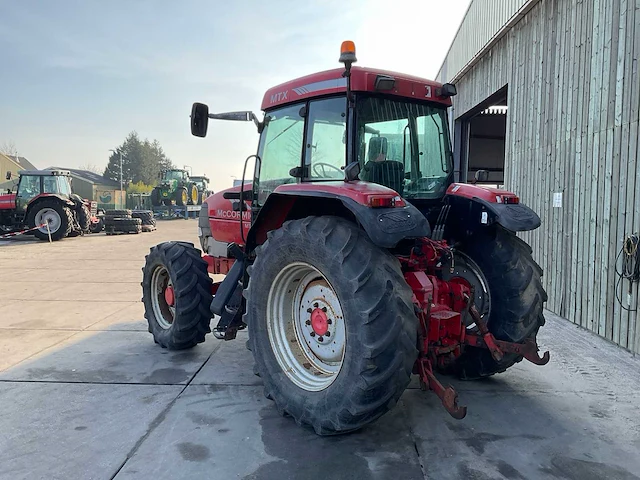 Mccormick mtx135 vierwielaangedreven landbouwtractor - afbeelding 20 van  23