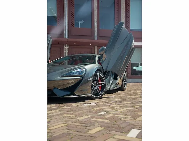Mclaren 570s automaat 2019 570pk, x-834-bp - afbeelding 18 van  20