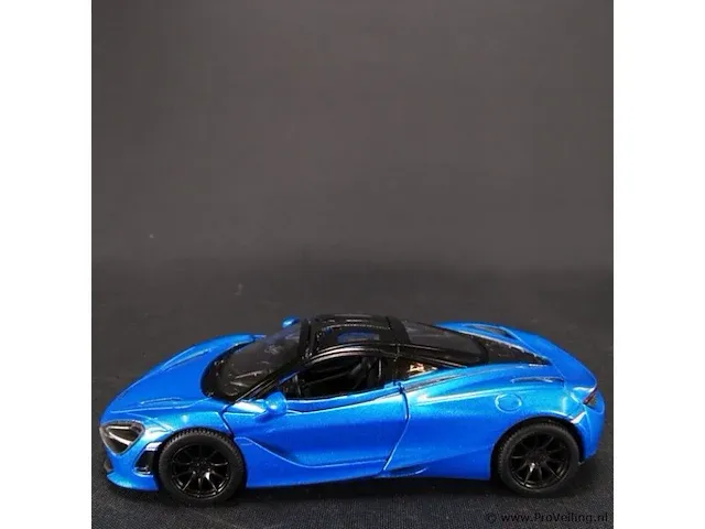 Mclaren 720s blauw-zwart - afbeelding 2 van  5