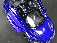 Mclaren 720s blauw-zwart - afbeelding 3 van  3