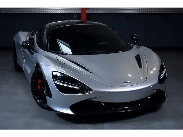 Mclaren 720s coupe 4,0l v8 twin turbo - 2018 - afbeelding 2 van  88