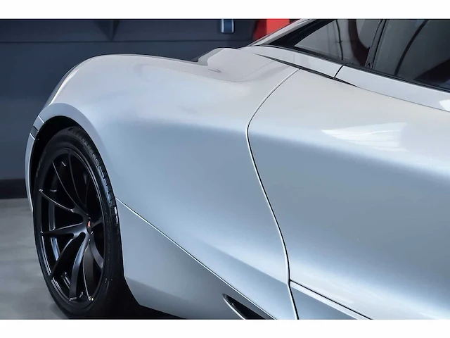 Mclaren 720s coupe 4,0l v8 twin turbo - 2018 - afbeelding 16 van  88
