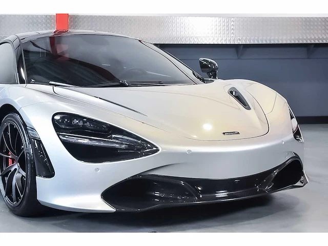 Mclaren 720s coupe 4,0l v8 twin turbo - 2018 - afbeelding 25 van  88