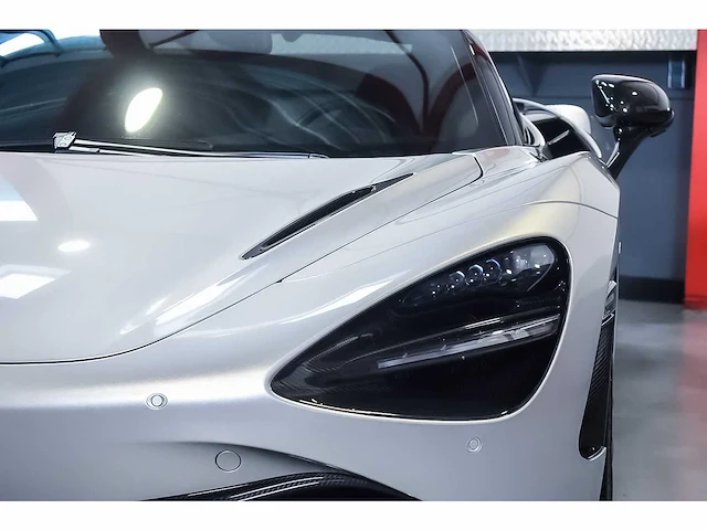 Mclaren 720s coupe 4,0l v8 twin turbo - 2018 - afbeelding 26 van  88