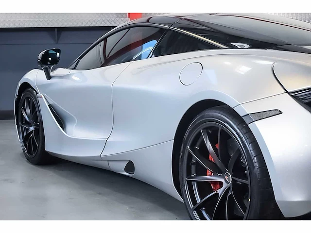 Mclaren 720s coupe 4,0l v8 twin turbo - 2018 - afbeelding 52 van  88