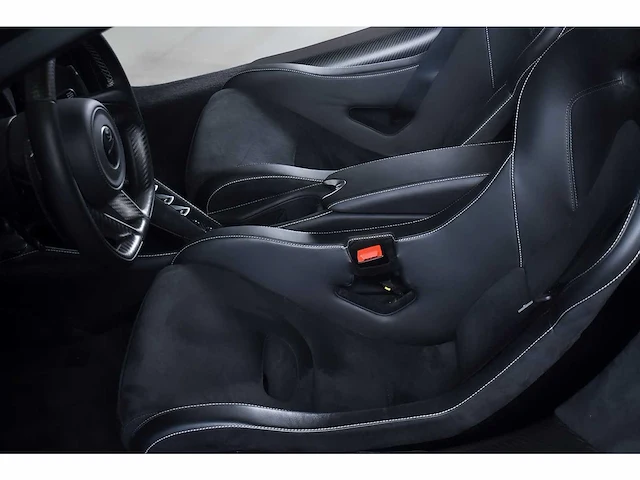 Mclaren 720s coupe 4,0l v8 twin turbo - 2018 - afbeelding 66 van  88