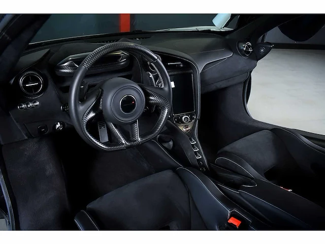 Mclaren 720s coupe 4,0l v8 twin turbo - 2018 - afbeelding 69 van  88