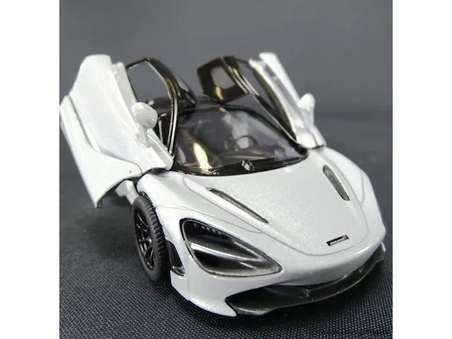 Mclaren 720s grijs-zwart - afbeelding 4 van  5