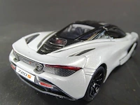 Mclaren 720s wit - afbeelding 2 van  3