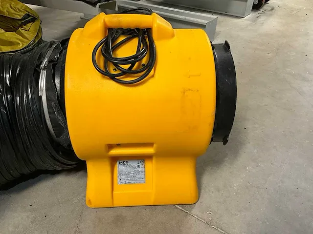 Mcs bl-6800 ventilator - afbeelding 1 van  7