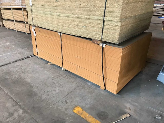 Mdf 18mm (40x) - afbeelding 2 van  2