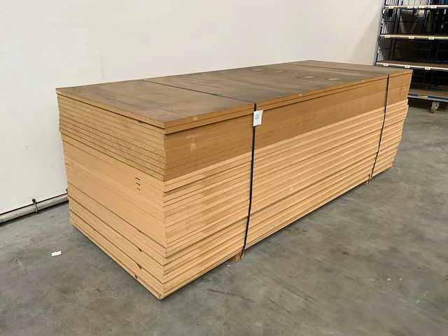 Mdf 2625x1030x25mm (35x) - afbeelding 1 van  7